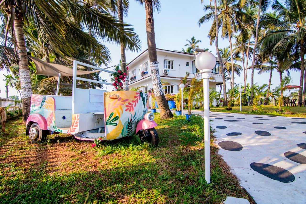 White House In Goa, Truly Amazing Experience Bed & Breakfast Saligao Luaran gambar