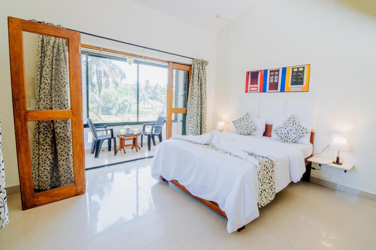 White House In Goa, Truly Amazing Experience Bed & Breakfast Saligao Luaran gambar