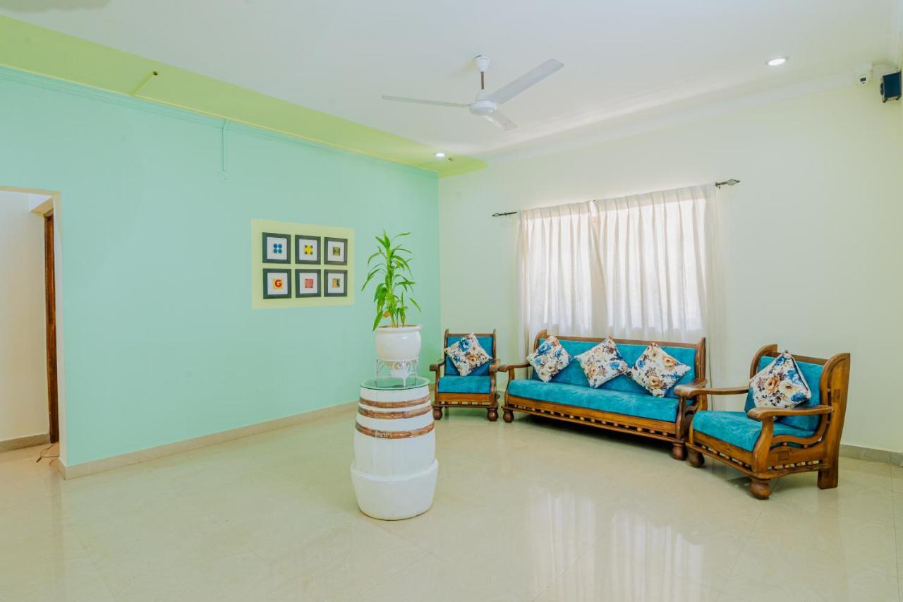 White House In Goa, Truly Amazing Experience Bed & Breakfast Saligao Luaran gambar